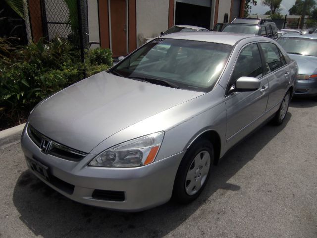 2007 Honda Accord 2dr Reg Cab 120.5 WB