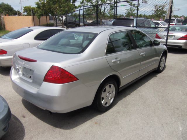 2007 Honda Accord 2dr Reg Cab 120.5 WB