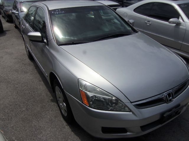 2007 Honda Accord 2dr Reg Cab 120.5 WB