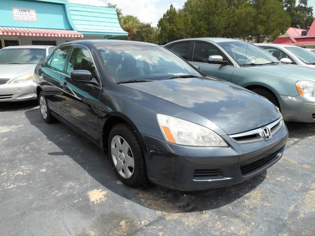 2007 Honda Accord 2dr Reg Cab 120.5 WB