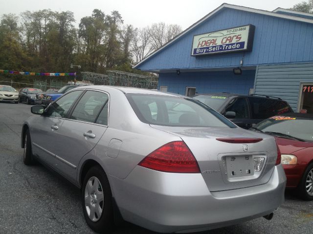 2007 Honda Accord 2dr Reg Cab 120.5 WB