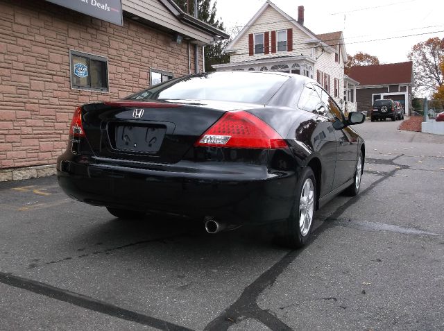 2007 Honda Accord 2dr Reg Cab 120.5 WB