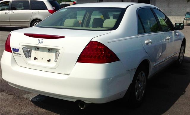 2007 Honda Accord 2dr Reg Cab 120.5 WB