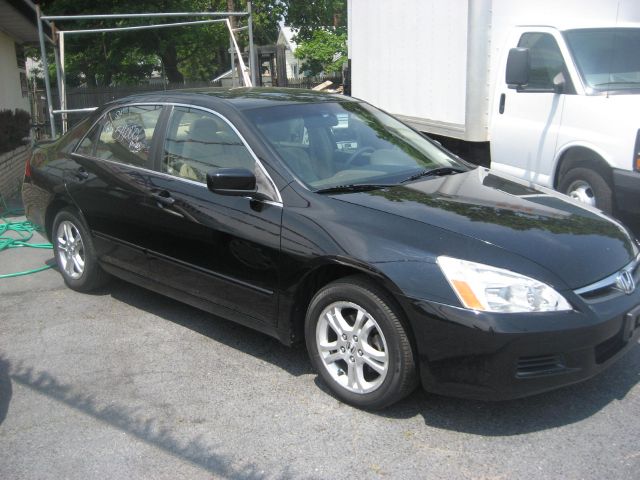 2007 Honda Accord 2dr Reg Cab 120.5 WB