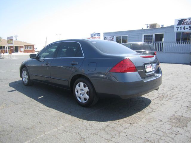 2007 Honda Accord 2dr Reg Cab 120.5 WB