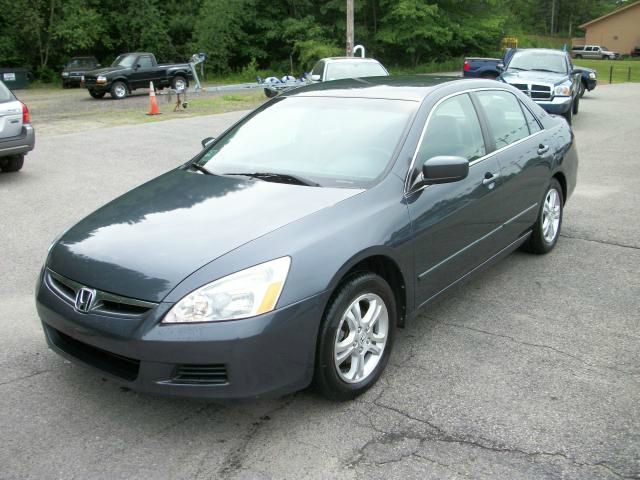 2007 Honda Accord 2dr Reg Cab 120.5 WB