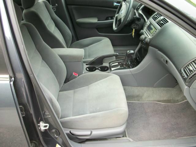 2007 Honda Accord 2dr Reg Cab 120.5 WB