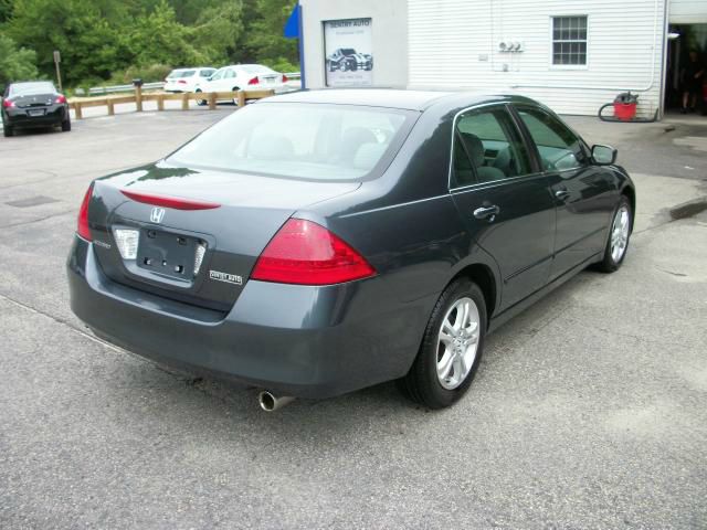 2007 Honda Accord 2dr Reg Cab 120.5 WB