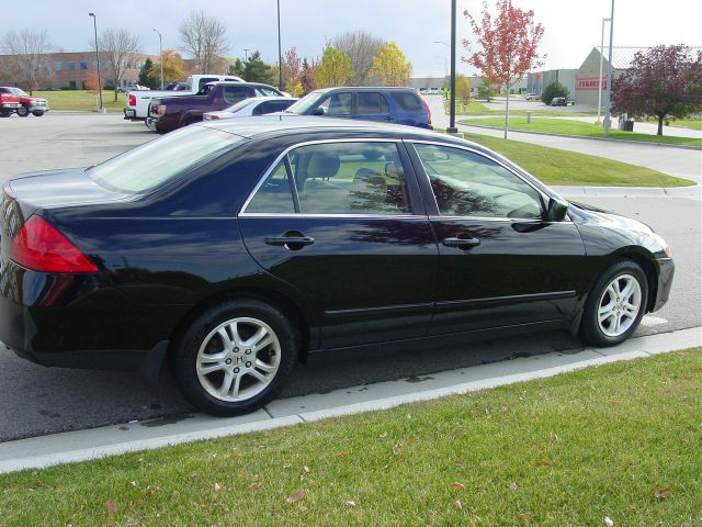 2007 Honda Accord 2dr Reg Cab 120.5 WB