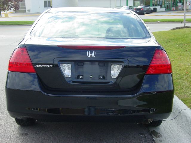 2007 Honda Accord 2dr Reg Cab 120.5 WB