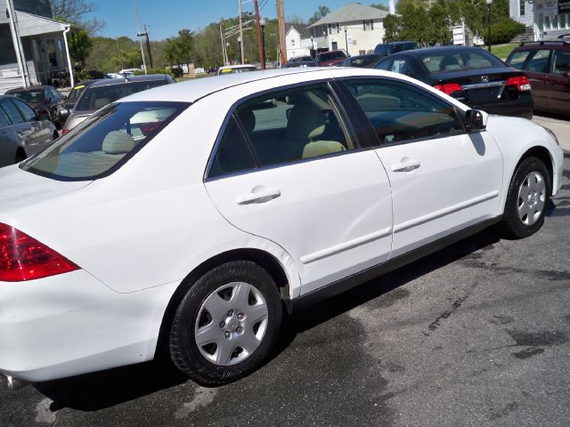 2007 Honda Accord 2dr Reg Cab 120.5 WB