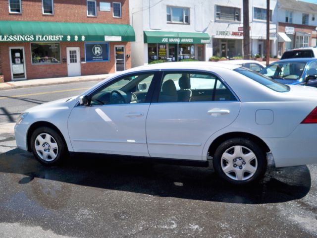 2007 Honda Accord 2dr Reg Cab 120.5 WB