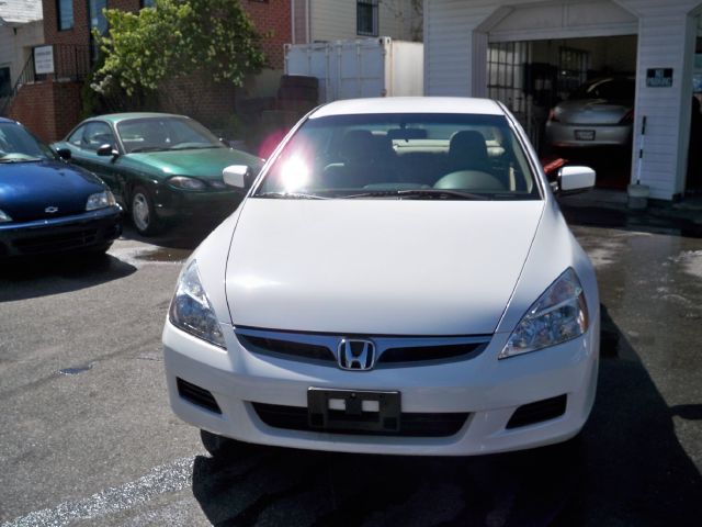 2007 Honda Accord 2dr Reg Cab 120.5 WB