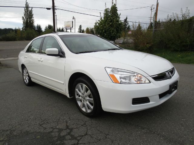 2007 Honda Accord Reg Cab 112 WB 4WD SLT