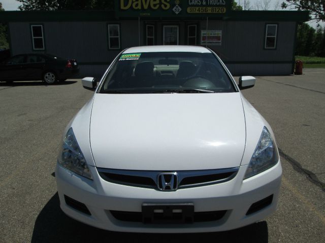 2007 Honda Accord 2dr Reg Cab 120.5 WB