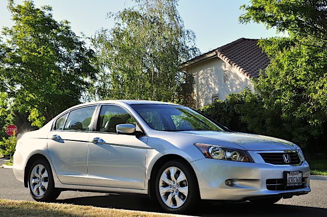 2008 Honda Accord XLS Popular 2WD