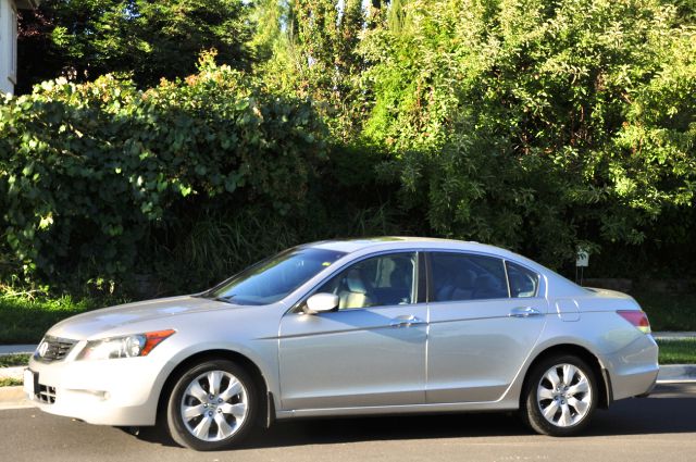 2008 Honda Accord XLS Popular 2WD