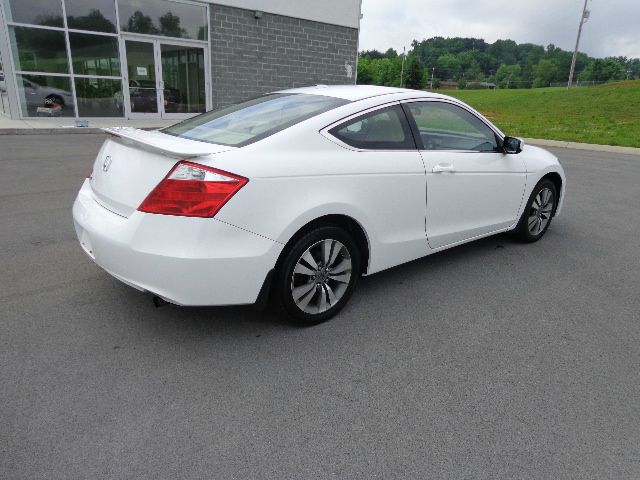 2008 Honda Accord 2dr Supercab 126 WB Sport