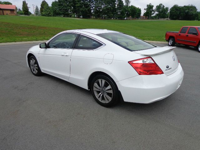 2008 Honda Accord 2dr Supercab 126 WB Sport