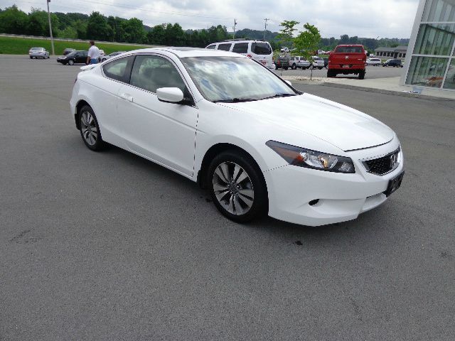 2008 Honda Accord 2dr Supercab 126 WB Sport