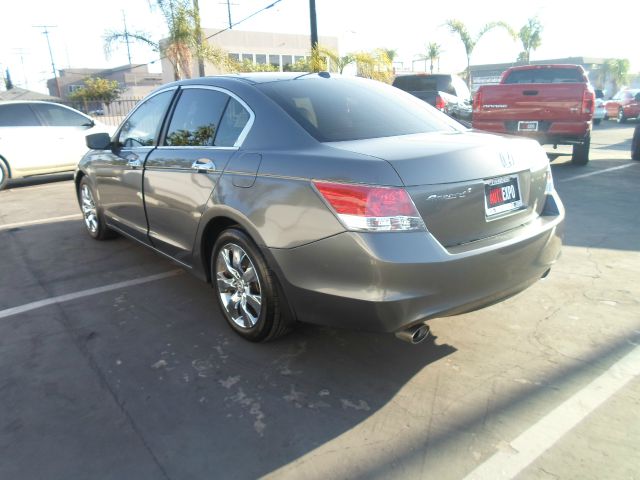 2008 Honda Accord 2011 Toyota Limited