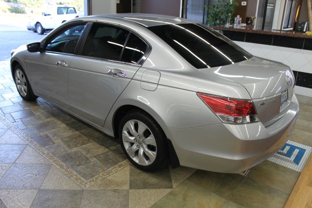 2008 Honda Accord 2011 Toyota Limited