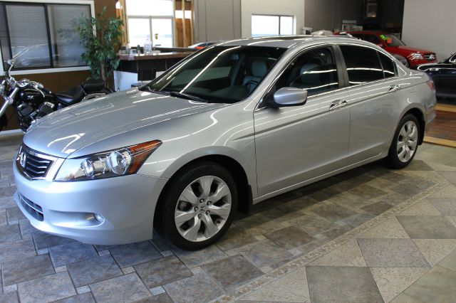 2008 Honda Accord 2011 Toyota Limited