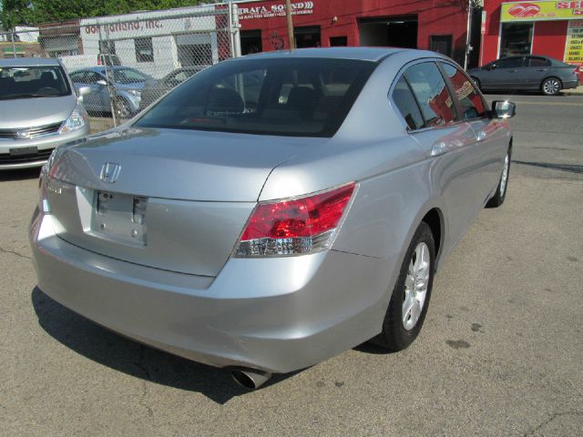 2008 Honda Accord 4WD Supercrew Styleside 5-1/2 Ft Box FX4 4x4 Truck