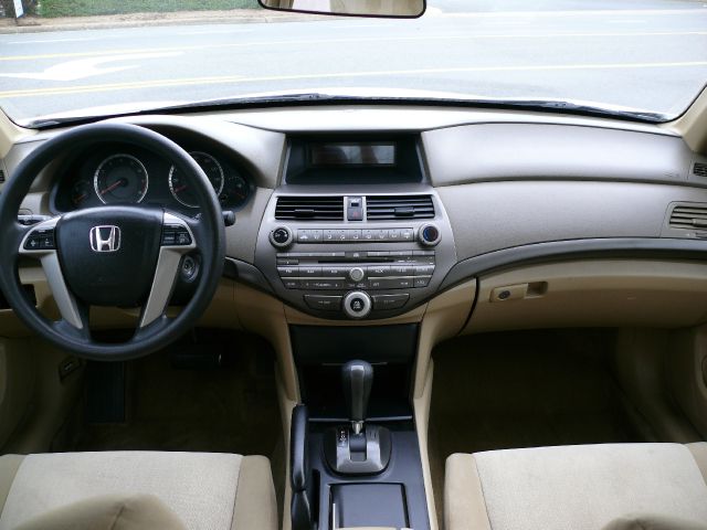 2008 Honda Accord 2dr Reg Cab 120.5 WB