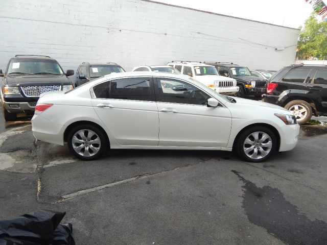 2008 Honda Accord XLS Popular 2WD