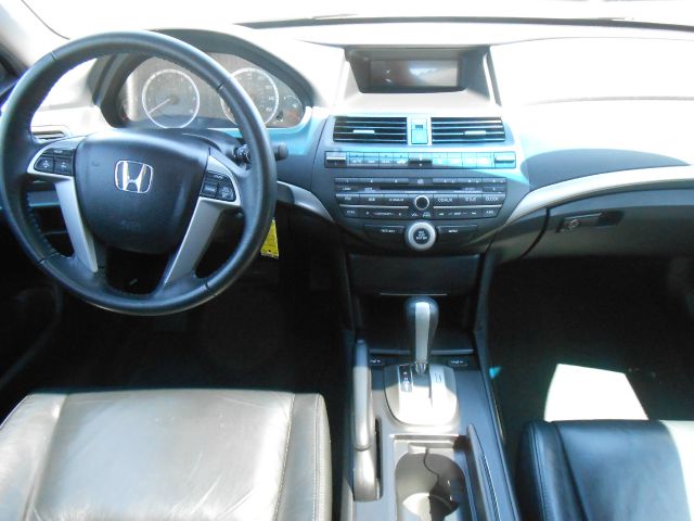 2008 Honda Accord 8 BOX ST