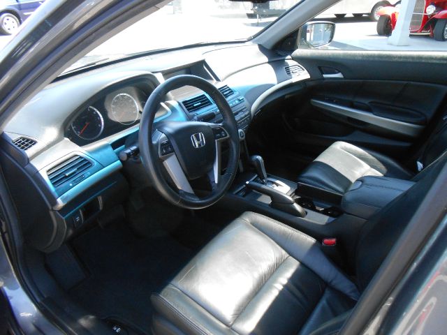 2008 Honda Accord 8 BOX ST