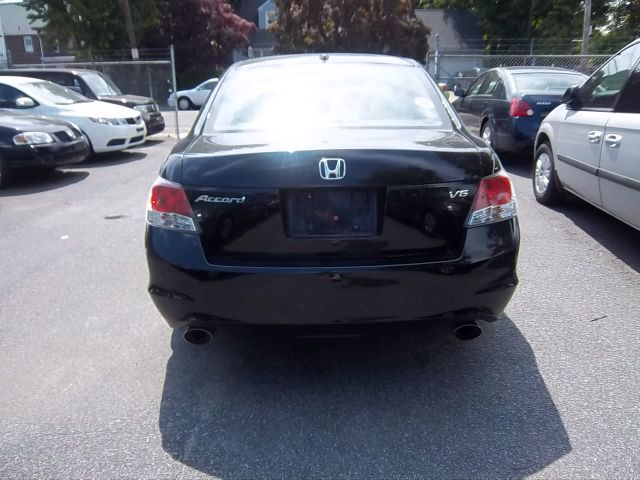 2008 Honda Accord 2011 Toyota Limited