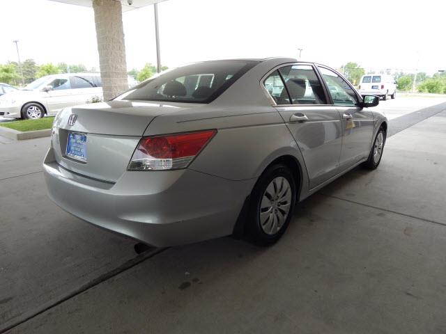 2009 Honda Accord 4DR SE (roof)