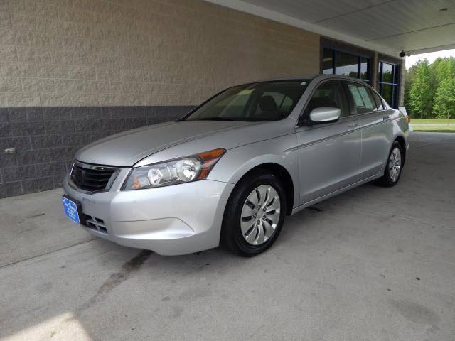 2009 Honda Accord 4DR SE (roof)