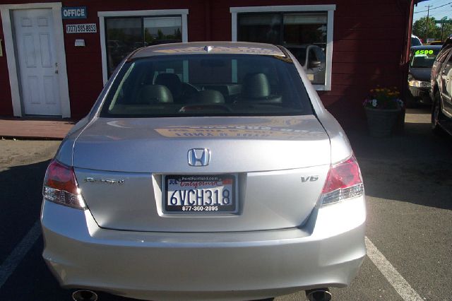 2009 Honda Accord XLS Popular 2WD