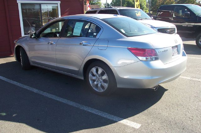 2009 Honda Accord XLS Popular 2WD