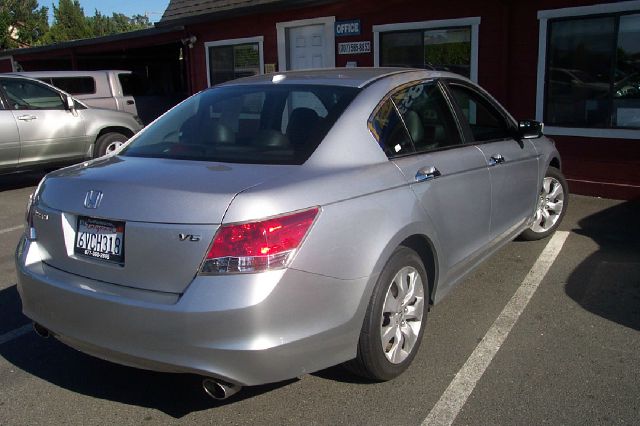 2009 Honda Accord XLS Popular 2WD