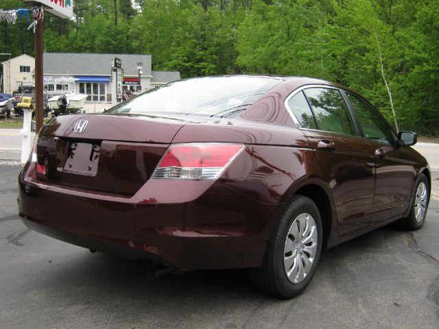 2009 Honda Accord 2dr Reg Cab 120.5 WB