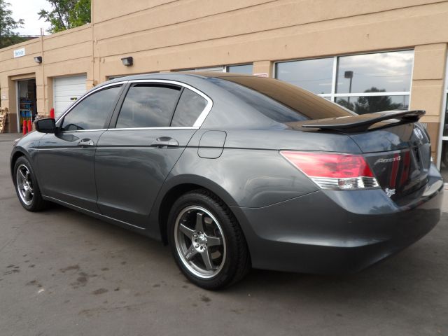 2009 Honda Accord 2dr Reg Cab 120.5 WB