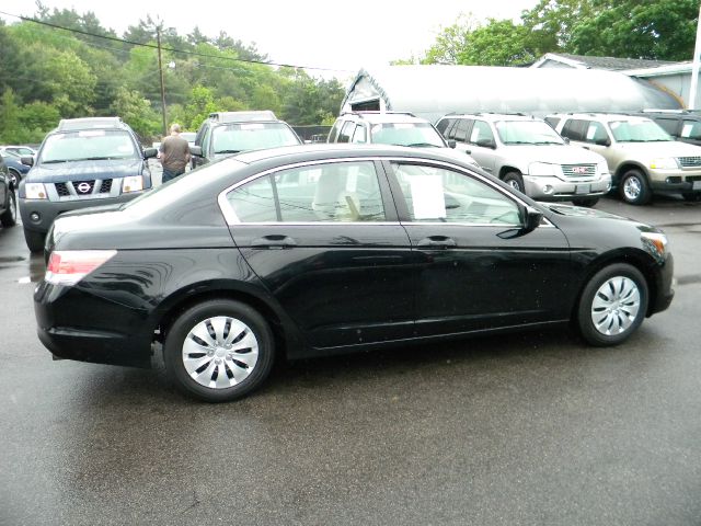 2009 Honda Accord 2dr Reg Cab 120.5 WB