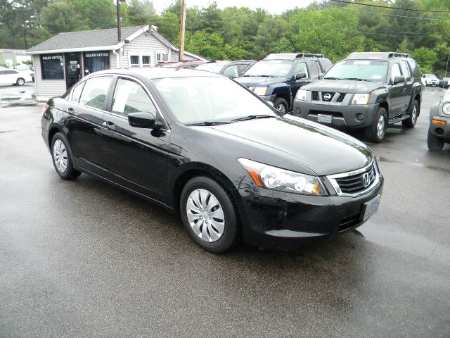 2009 Honda Accord 2dr Reg Cab 120.5 WB