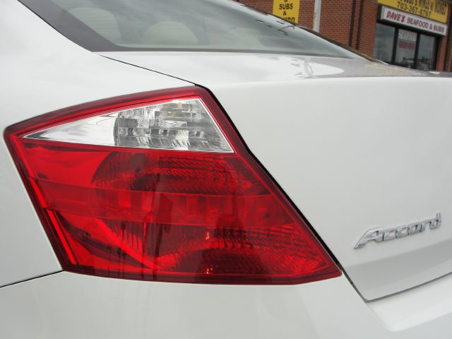 2009 Honda Accord 328i Sport