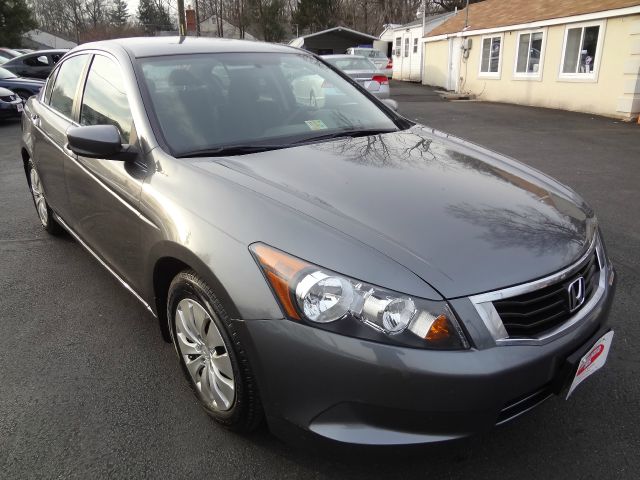 2009 Honda Accord 2dr Reg Cab 120.5 WB