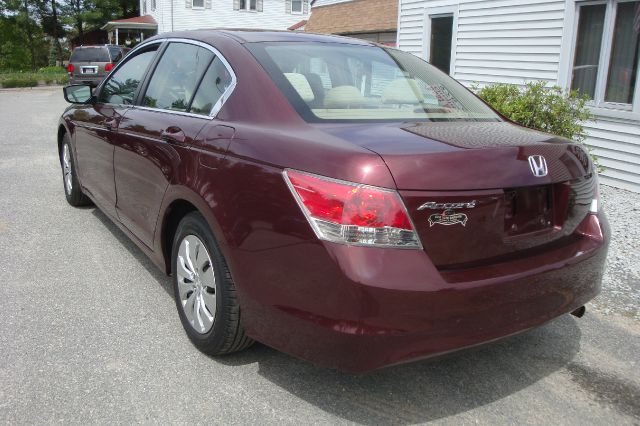 2009 Honda Accord 2dr Reg Cab 120.5 WB