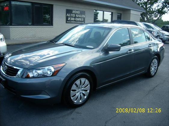 2010 Honda Accord 2dr Reg Cab 120.5 WB