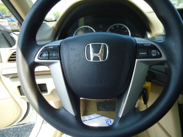 2010 Honda Accord 2dr Reg Cab 120.5 WB