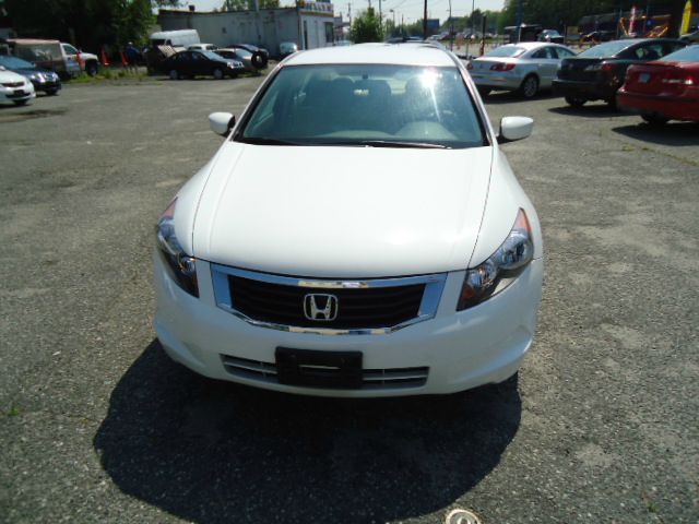 2010 Honda Accord 2dr Reg Cab 120.5 WB