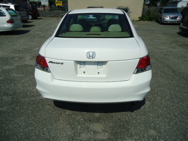 2010 Honda Accord 2dr Reg Cab 120.5 WB