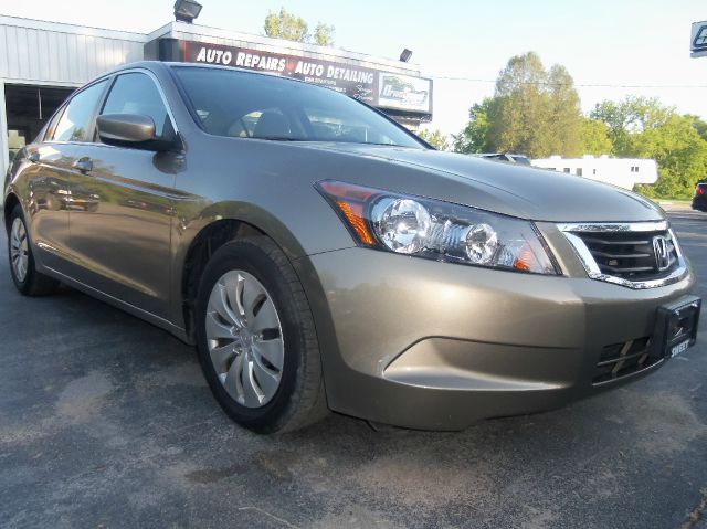 2010 Honda Accord 2dr Reg Cab 120.5 WB